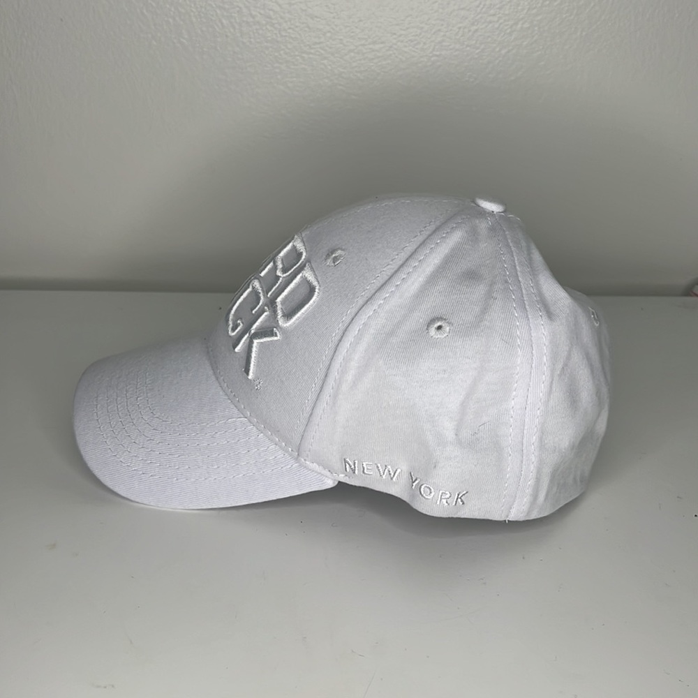 HARD ROCK HAT - Picture 2 of 2